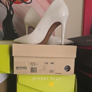 MICHAEL Michael Kors Optic White Patent Leather Pointed Toe Pumps